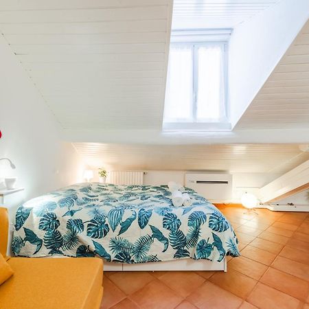 The White Jungle - San Babila Attic Apartment Milan Bagian luar foto